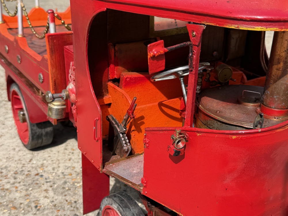 2 Inch Red Clayton Lorry