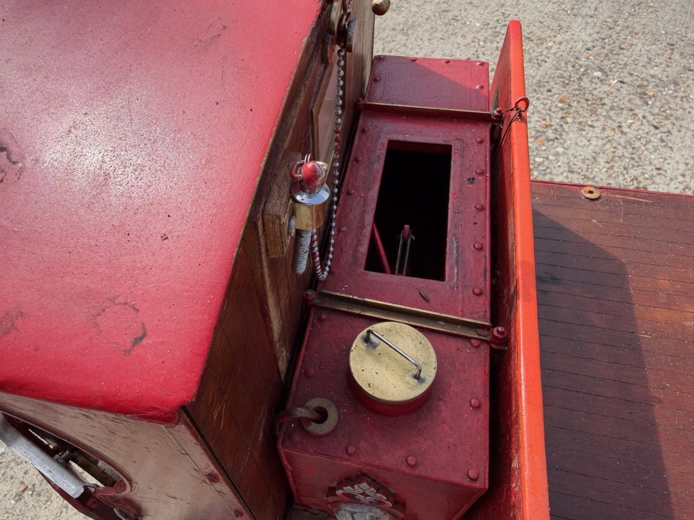 2 Inch Red Clayton Lorry